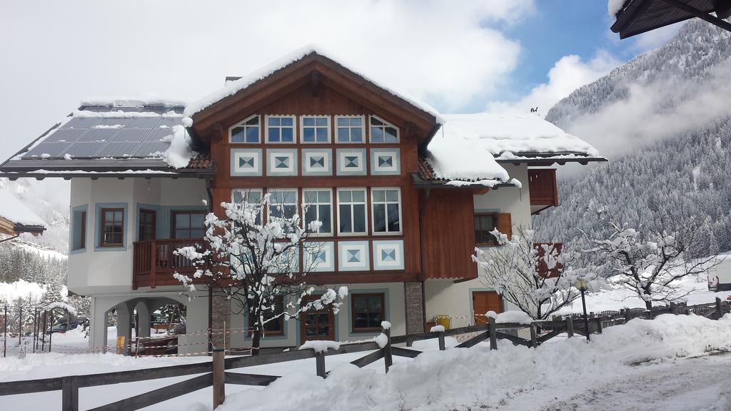 Casa Guido E Laura Lägenhet Pozza di Fassa Exteriör bild